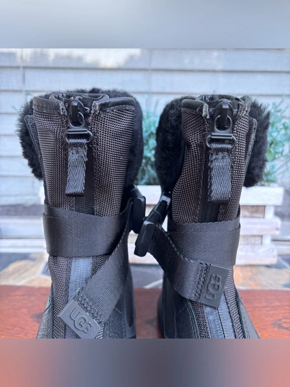 UGG Tahoe Women's Snow Boot